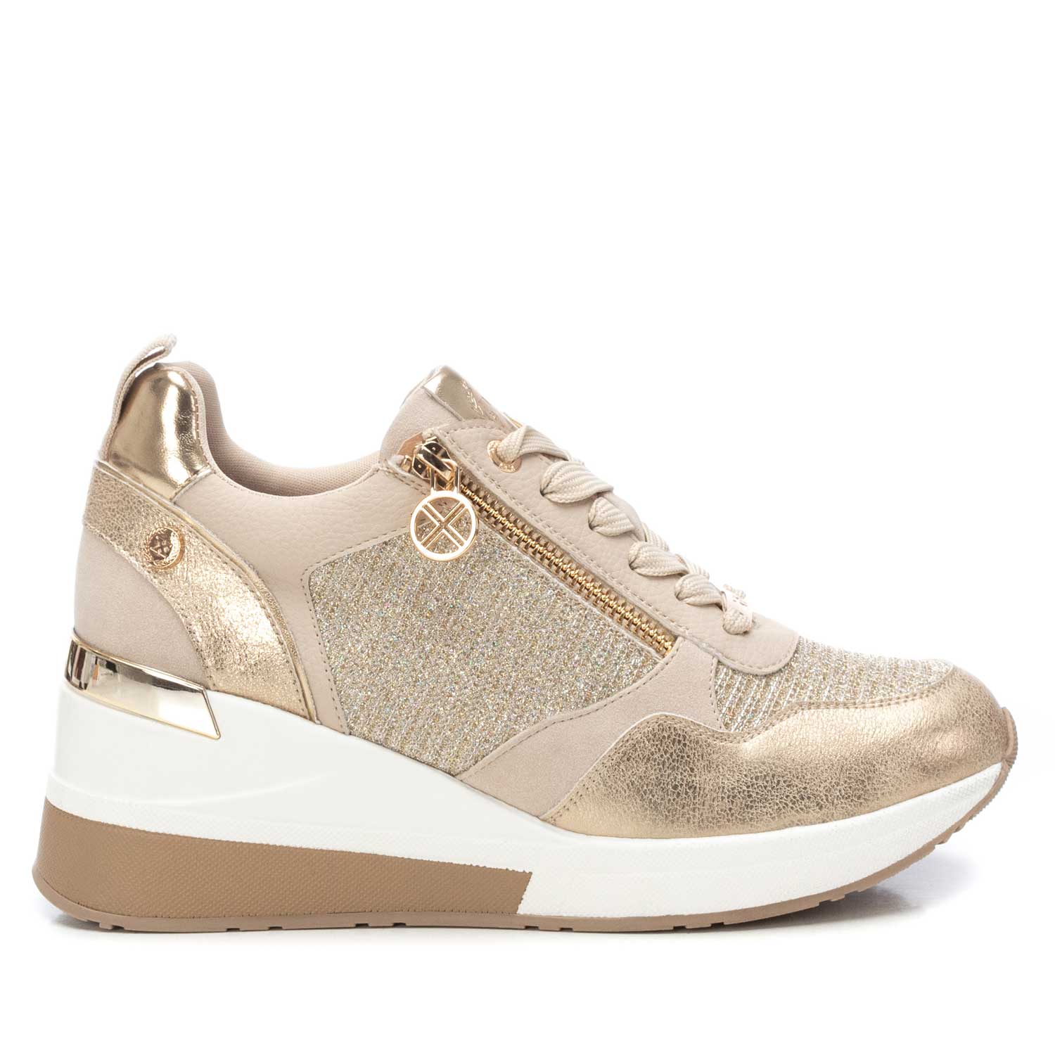 2102420-Tenis-Aielet-Oro-Xti_01.jpg
