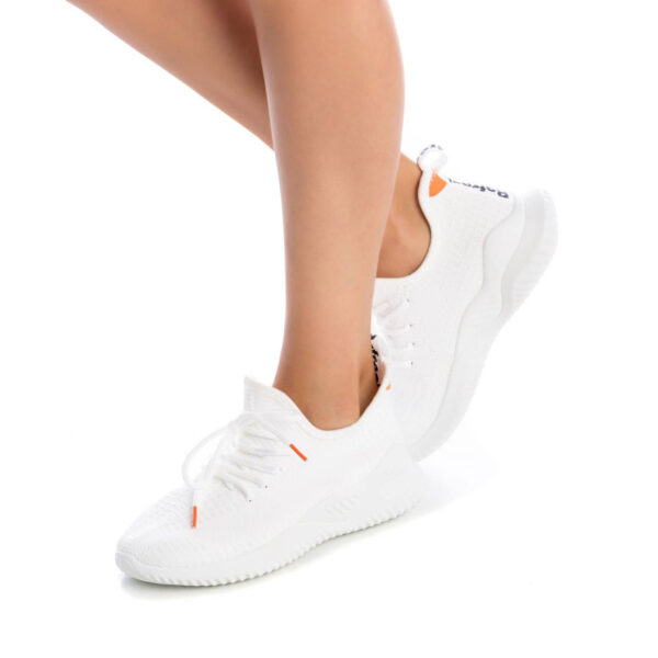 2862930-Tennis-Uma-Blanco-Refresh_02.jpg